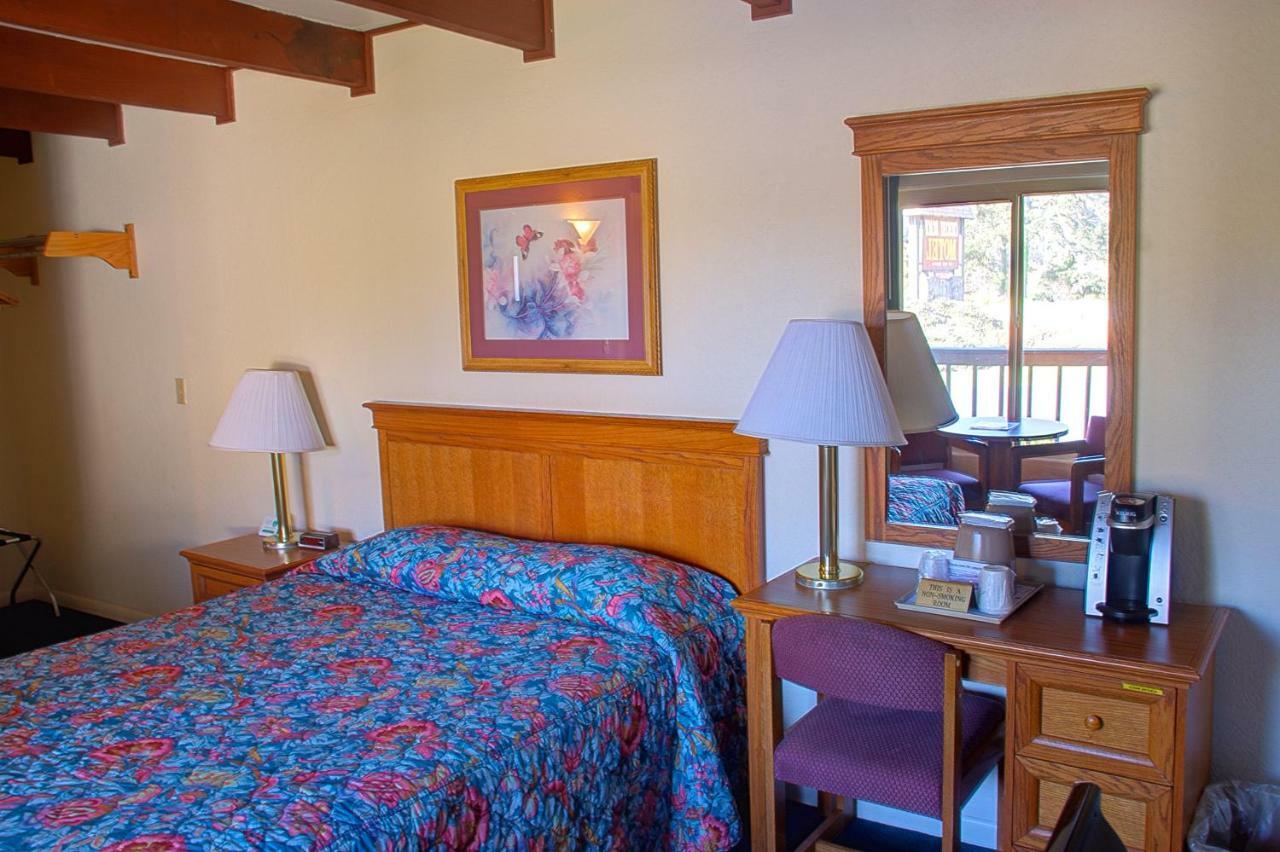 Crescent Beach Motel Crescent City Chambre photo