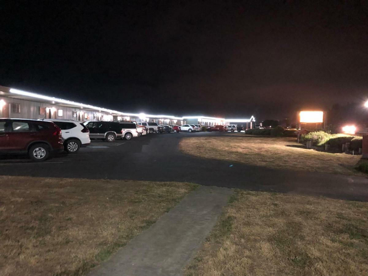 Crescent Beach Motel Crescent City Extérieur photo